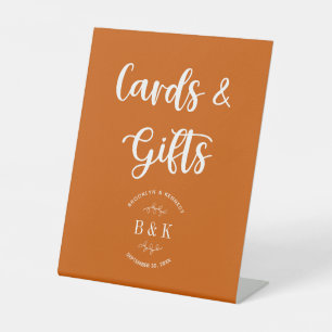Signe De Table Monogramme orange brûlé Cartes et cadeaux de maria