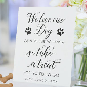 Signe De Table 'Nous aimons notre chien alors prenez un régal'