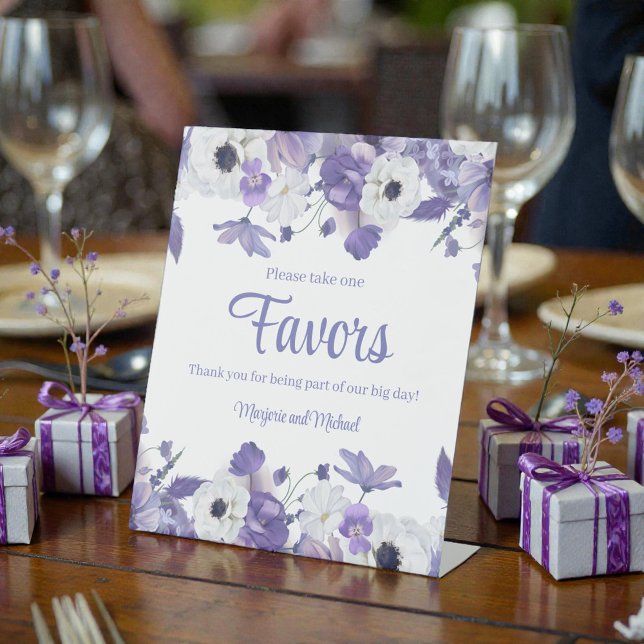 Signe De Table Personalized Violet Purple Flowers Wedding (Créateur téléchargé)