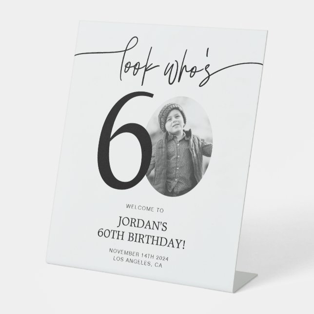 Signe De Table Photo 60e Affiche de bienvenue d'anniversaire | Re (Recto)