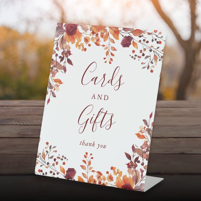 Signe De Table Rustique Bourgogne Automne Cartes D'Automne Et Cad (Rustic Burgundy Autumn Fall Cards And Gifts Pedestal Sign)