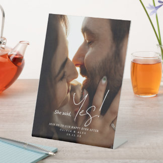 Signe De Table She Said Yes Couple Photo Engagement Sign Pedestal