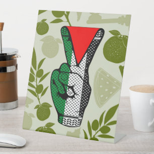 Signe De Table Symbole triangle rouge de résistance à la main du 