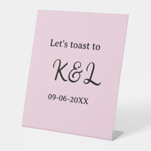 Signe De Table Trinquons à l'annonce de mariage lettre rose