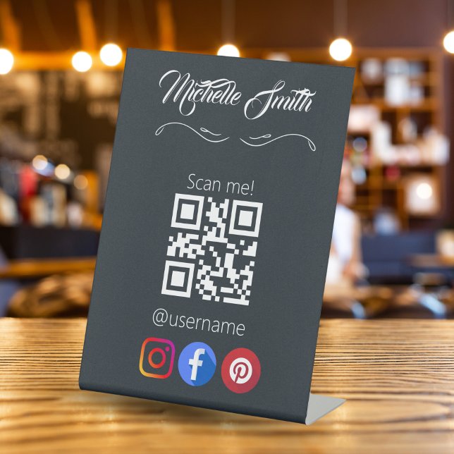 Signe De Table Vêtement noir blanc gris gris gris Qr Code (Clothing Black White Gray Grey Qr Code Pedestal Sign)