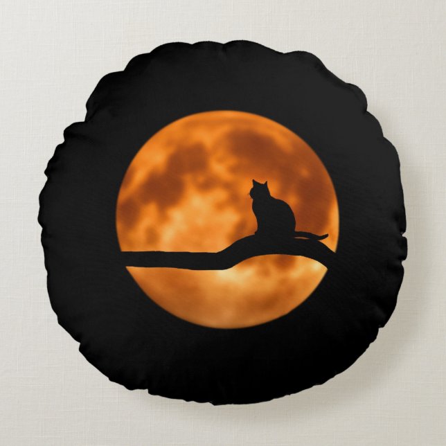 Silhouette of a Black Cat in a Tree Round Pillow (Front)