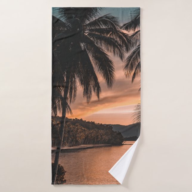 Silhouette of palm tree during golden hour bath towel (Bath Towel)