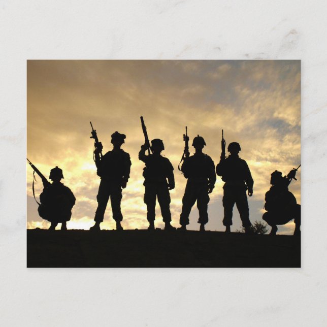 Silhouette of Soldiers in 101st Airborne Division Postcard (Front)