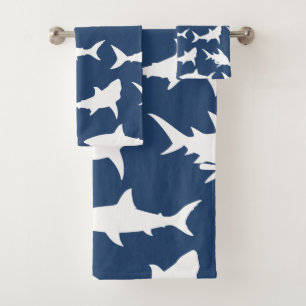 Silhouettes de requin blanc et bleu d'océan