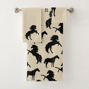 Silhouettes et Taupe noirs rustiques de cheval