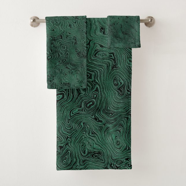 Silk Moire Small Pattern in Forest Green Bath Towel Set (Insitu)