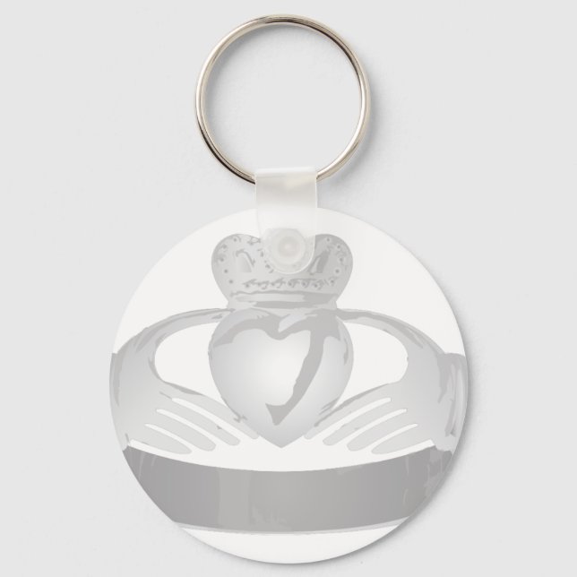 silver claddagh ring keychain (Front)