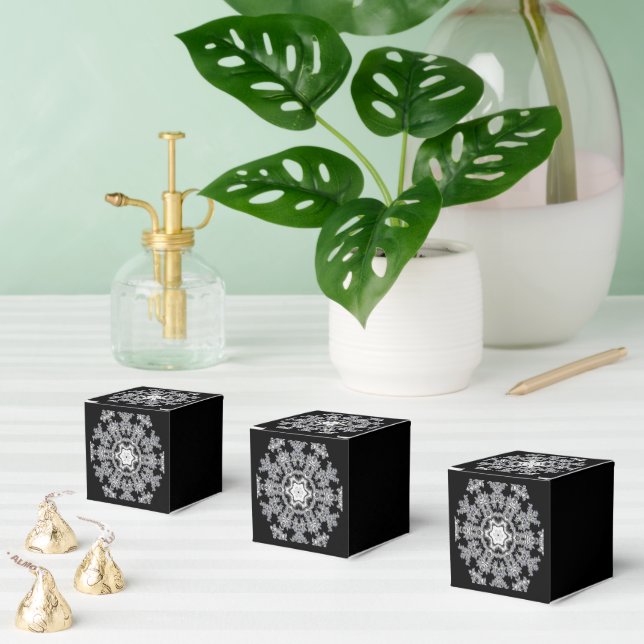 Silver Favor Box (Multiple)