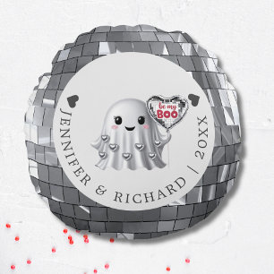 Silver Ghost Valentine's Balloon Design Pattern Round Pillow