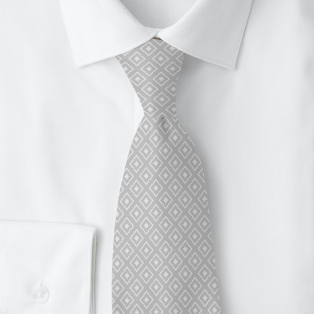 Silver Notched Diamond Tie (Creator Uploaded)