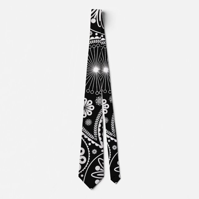 Silver paisley pattern tie (Front)