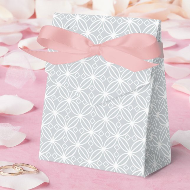 Silver Quad Flower Pattern All Occasion Pink Bow Favor Box (Wedding)