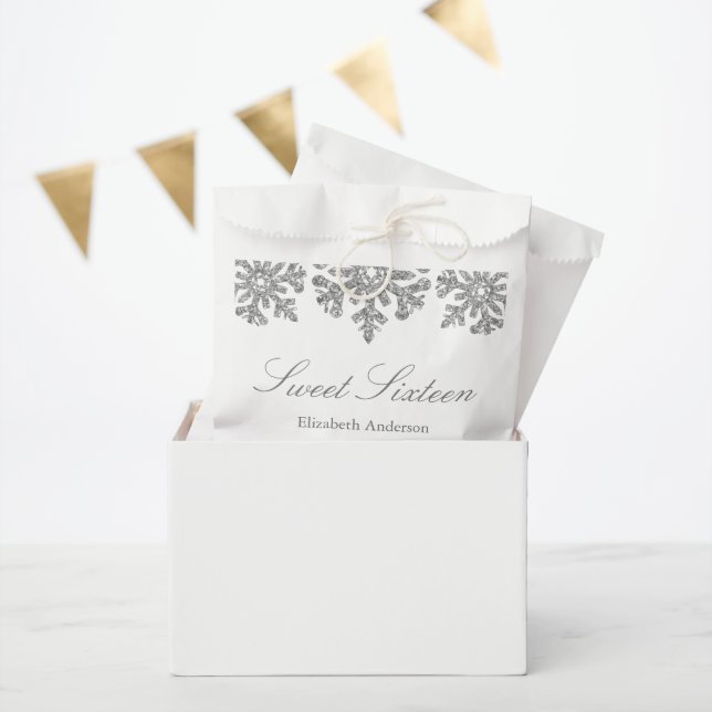 Silver Snowflake Winter Sweet 16 Favour Bag (Party)