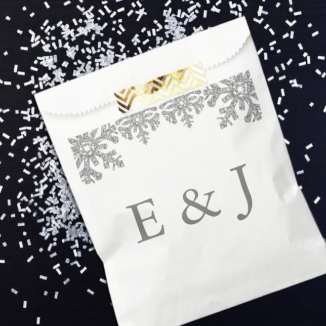 Silver Winter Snowflake Wedding Favour Bag (Creator Uploaded)