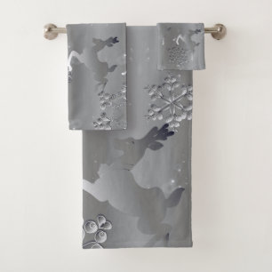 Silvery Holiday Reindeder Snowflakes