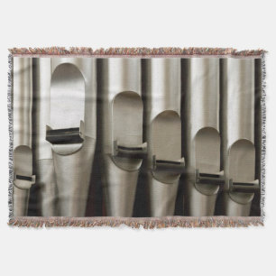 Silvery organ pipes throw blanket