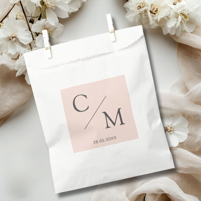 Simple and elegant monogram  favour bag (Simple and elegant monogram favor bag)