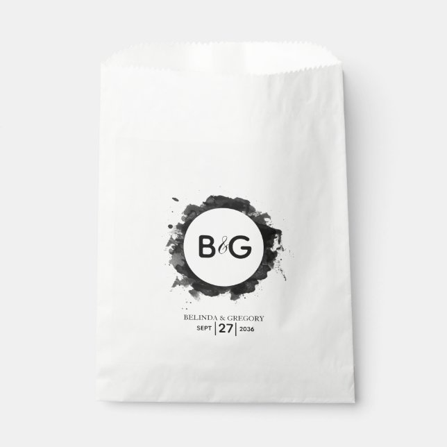 Simple Black White Wedding   Favour Bag (Front)