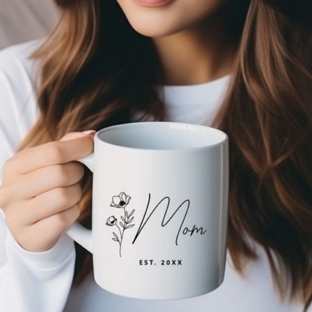 Simple Black Wildflower Floral Personalized Mom Coffee Mug (Modern Floral Mom Coffee Mug, Mother's Day Gift, Est. 2025, New Mom, Mother to be, Baby Shower Chic)