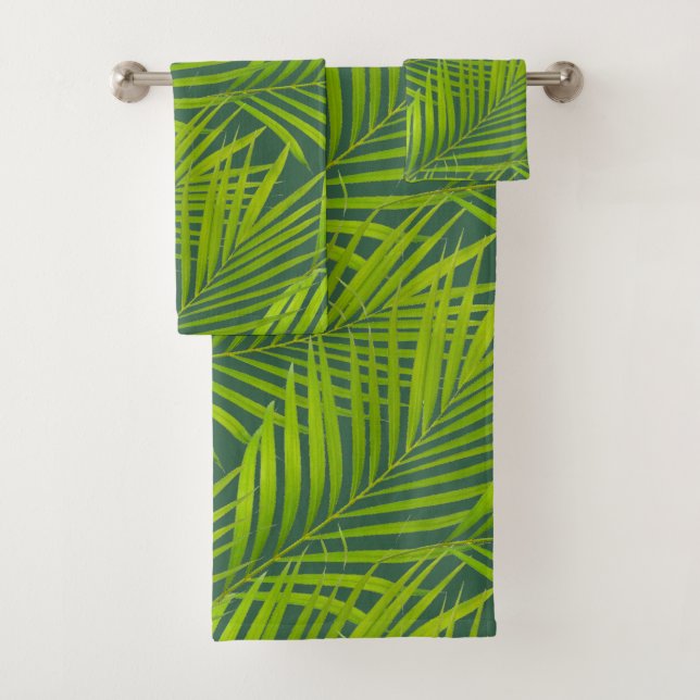 Simple Botanical Green Palm Leaves on Green Bath Towel Set (Insitu)