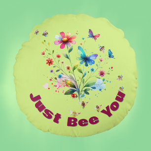 Simple Floral Watercolor Monogram Bee on green  Round Pillow