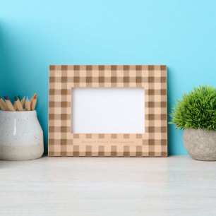Simple Gingham Pattern with Name Etched Frames