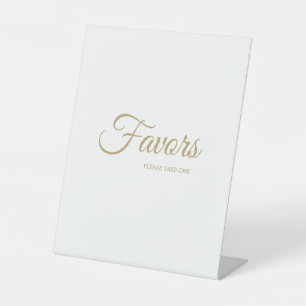 Simple Gold Calligraphy Favours Pedestal Sign
