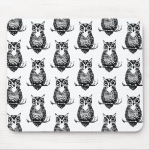 Simple Illustrated Owl Pattern Mouse Pad