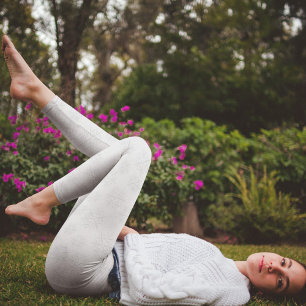 Simple Minimalist Silver Winter Snowflake Pattern Leggings