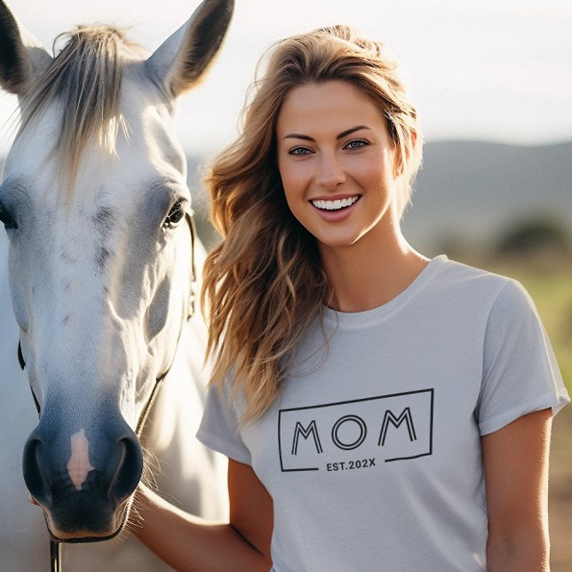 Simple Modern Black Frame-Mom Est. 2024 T-Shirt (Creator Uploaded)