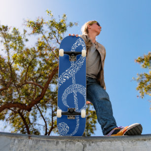 Simple Modern Treble Clef White Notes Illustrated Skateboard
