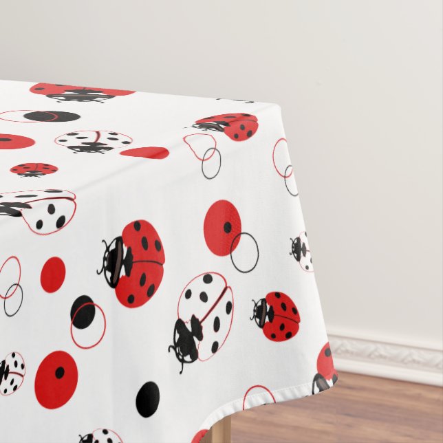 Simple Red, Black & White Ladybug Pattern Tablecloth (In Situ)
