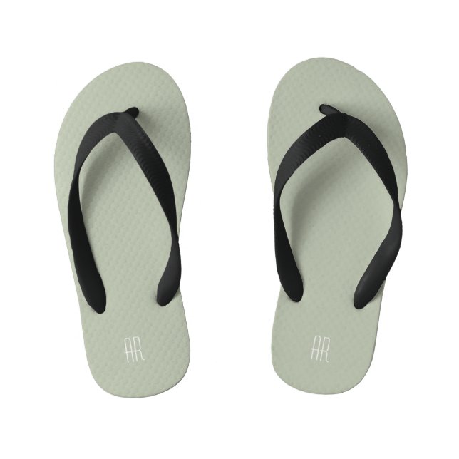 simple silver sage monogram kid's flip flops (Footbed)