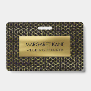 Simple Swirl Pattern Gold on Black Badge