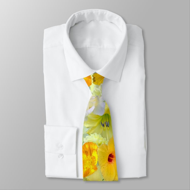 Simple Yellow Floral Wedding Groomsmen Collection Tie (Tied)