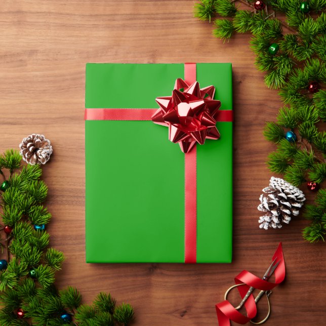 Simply Green Solid Colour Wrapping Paper (Holiday Gift)