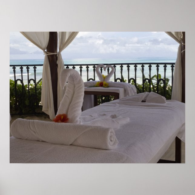 Single Massage Table Poster (Front)