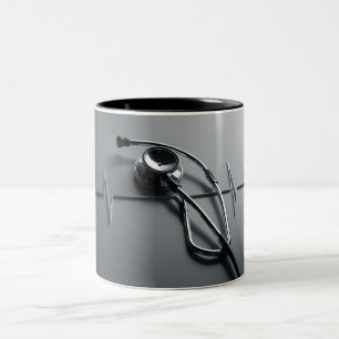 Sips de coeur : Mug de stéthoscope pour les infirm