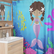 Sirène Violet Enfants Sous Le Rideau De Douche De 