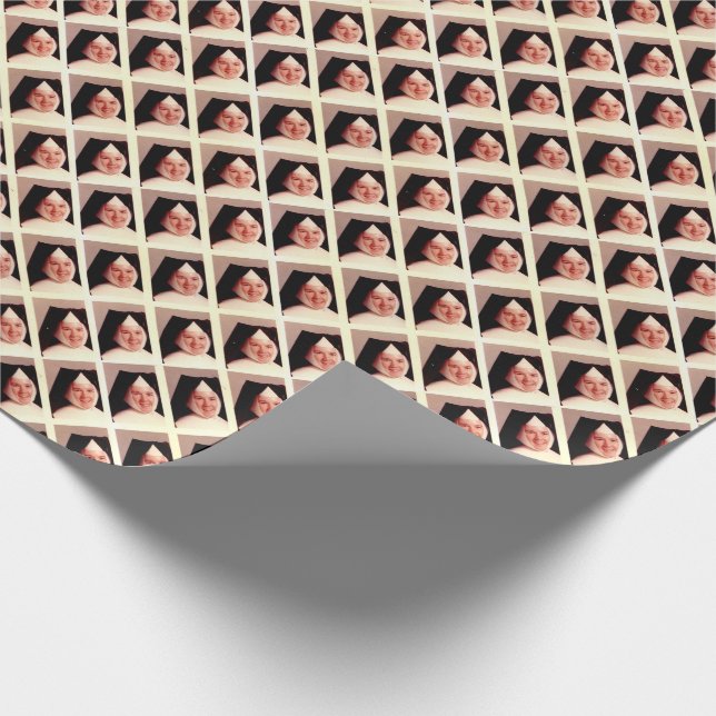 sister sister wrapping paper (Corner)