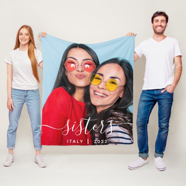 Sisters Vacation Fleece Blanket (In Situ)