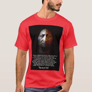 Sitting Bull with Two Wolves text Long T-Shirt