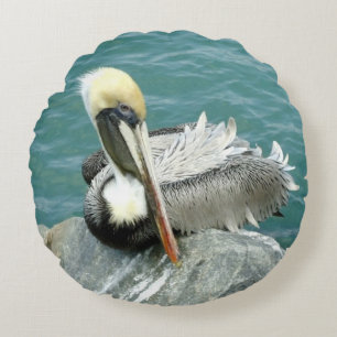 Sitting Pelican Round Pillow