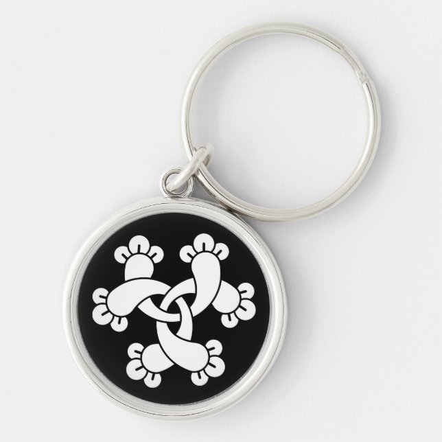 Six interlocking cloves keychain (Front)