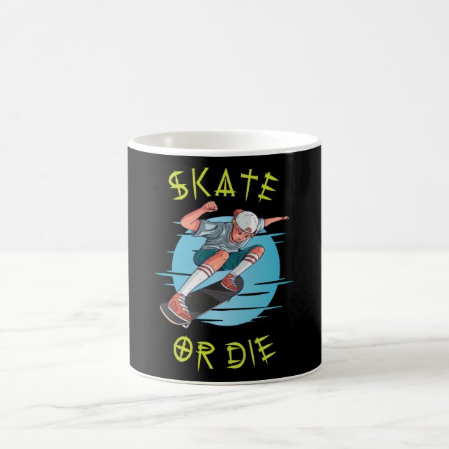 Skate or die Skateboarder Boy Coffee Mug (Center)
